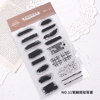 A napi használatú számokhoz akril fogantyúkkal, a diákszámlákhoz készült dekoratív bélyegzők pedig scrapbookozáshoz használhatók