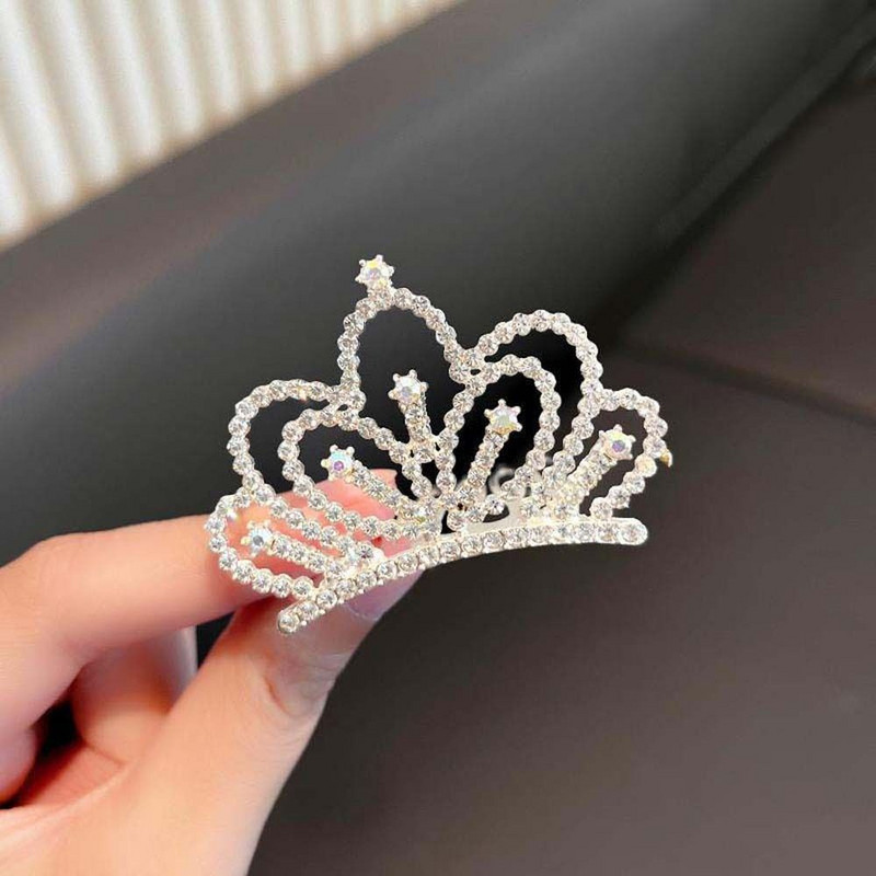 Pearl Crystal Crown Hajfésű Pillangó Virág Gyermek Tiara Fejpánt Esküvői Ékszerek Koreai stílusú strasszos hajtűk Naponta