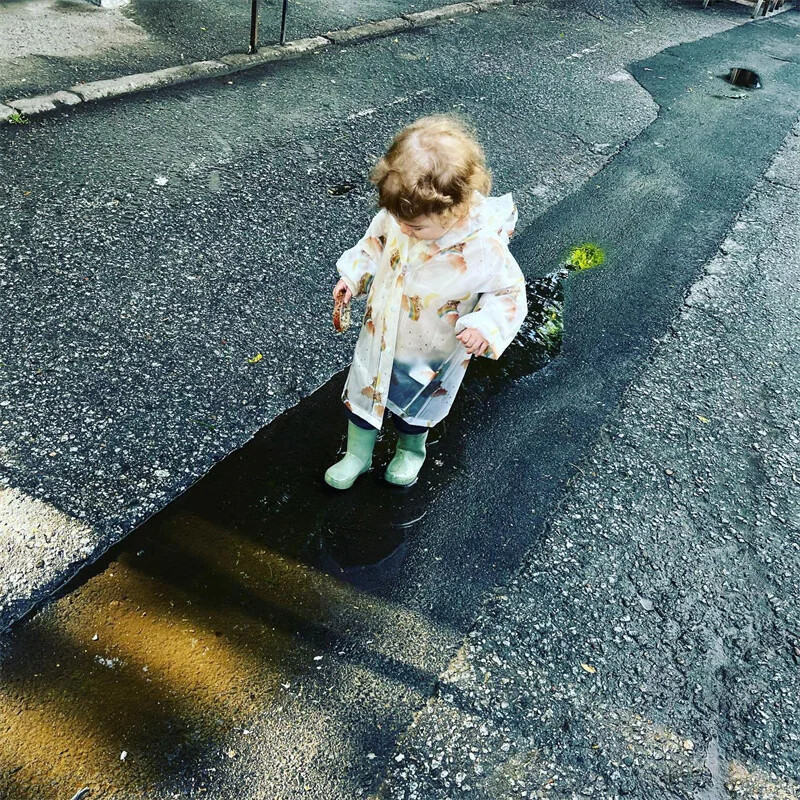 Lányok esőkabát KS vadonatúj kisgyermek fiú ruhák vízálló állat cseresznye mintás csecsemő baba dzseki divat gyerekek eső öltöny