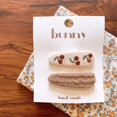 Нови щипки за коса за бебета и момичета Детска есенна бродерия, фиби с цветя, овална плетена тъкан, покрита с корейски деца, прекрасни вълнени шапки