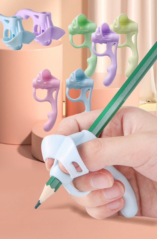 Többszínű ötujjas tolltartó gyerekeknek szilikon íráshelyzet-korrekcióval, tolltartóval, írószerrel