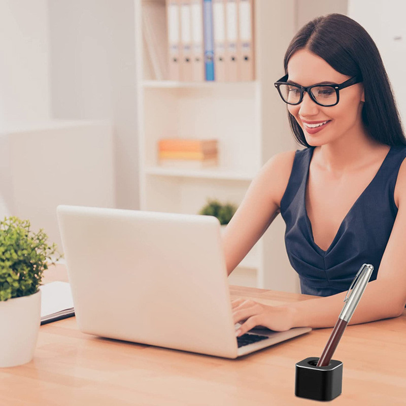 Μίνι θήκη για στυλό αλουμινίου με αντιολισθητικό μαξιλαράκι Επιτραπέζια τετράγωνη βάση αποθήκευσης Escritorio Desk Organizer Bureau Learning προμήθειες γραφείου