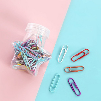 Kötési kellékek Átlátszó irattartók, hosszú farokkapcsok, írószerek.