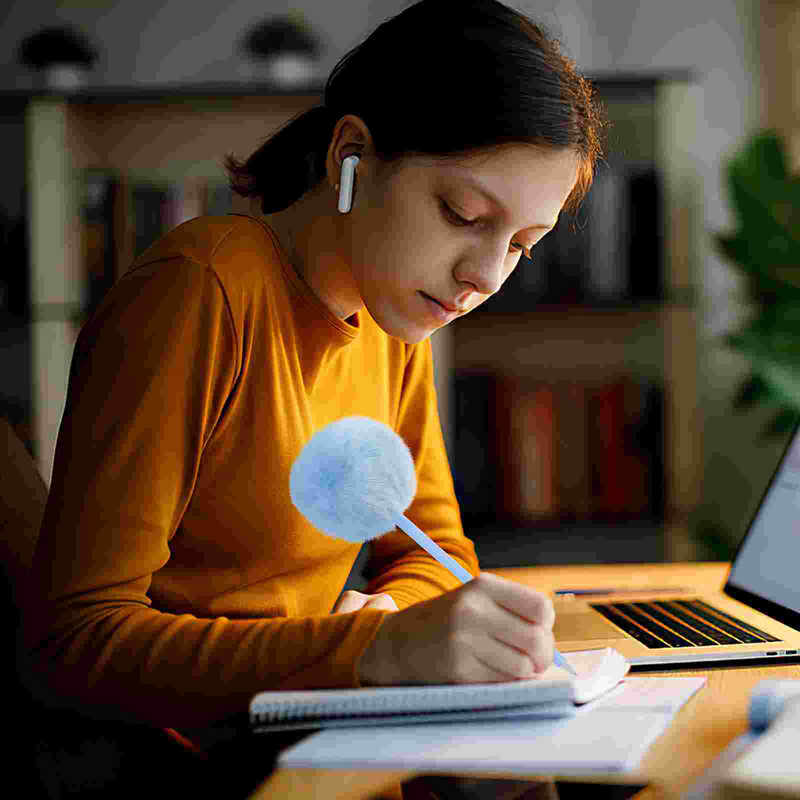 4 db Hajgolyós írótoll töltőtoll Elegáns stílus Diákoknak Hairball Plüss Pompon Lányok Élénk színű golyóstoll