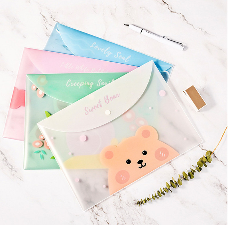 4 бр. Чанти за файлове за документи Сладък карикатурен държач за файлове Бутон за закопчаване PVC папка Химикалка Каса Офис Информационна чанта Студентски канцеларски материали