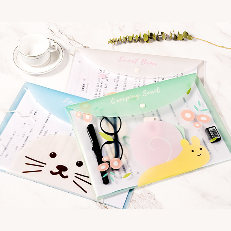 4 бр. Чанти за файлове за документи Сладък карикатурен държач за файлове Бутон за закопчаване PVC папка Химикалка Каса Офис Информационна чанта Студентски канцеларски материали