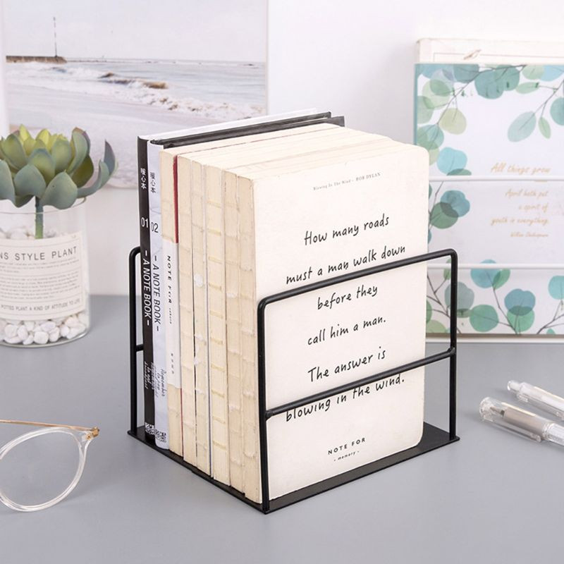 1 pár kovácsoltvas könyvtartó könyvtámogatás Egyszerű asztali irodai folyóirat állvány polc szállítás