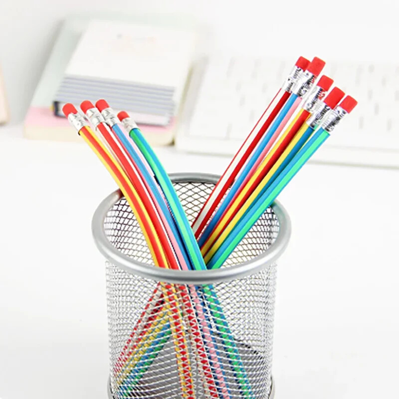 5db aranyos írószer színes varázslatos rugalmas puha ceruza radírral szórakoztató írószer Diák iskolai irodaszerek Véletlenszerű